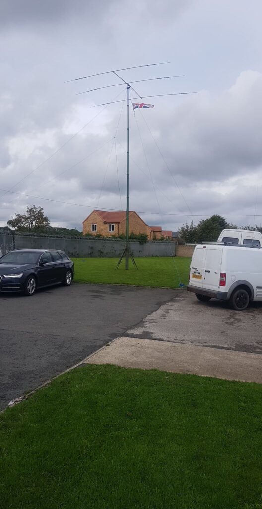 A mast and antennas for JOTA 2019